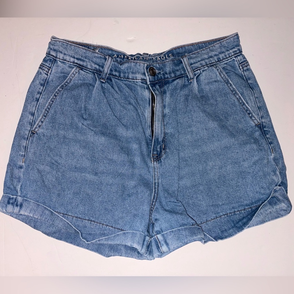 American Eagle Mom Short size 8
